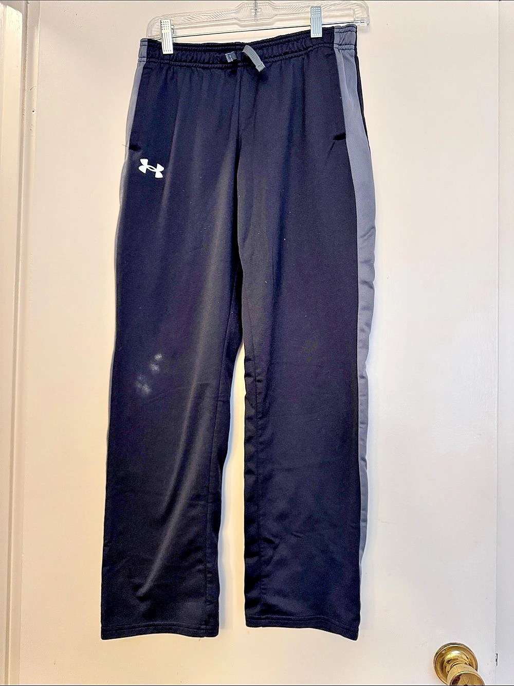 Under Armour youth Black & Gray Athletic Pants Size YLG / JG / G